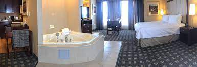 Hotel Hot Tub Suites In Canada Spa