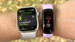 apple watch 8 and fitbit inspire 3