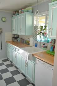 kitchen sink decor, retro kitchen