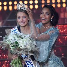 Amandine was the 7th female from normandy to win the title of miss france. Pageant Times On Twitter Miss France 2021 Is Miss Normandie Amandine Petit Congratulations Missnormandie Missfrance2021 Missfrance Amandinepetit Https T Co Ei1fyrcwgg