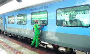 delhi agra train fare less than one kg