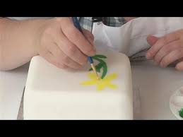 How To Paint On Your Fondant