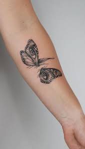 Impressive butterfly tattoos are often portrayed in a cute and realistic 3d style. 77 Beautiful Butterfly Tattoos Plus Their Meaning Photos