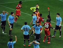 Muntari anotó el primer gol del juego. An Ode To El Loco The Day Sebastian Abreu Became A Uruguay Legend Planet Football