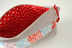how to sew a lined zipper pouch in 6 steps