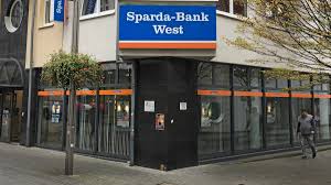 Wichtige information für unsere kundinnen und kunden in und um #euskirchen: Sparda Bank West Schliesst 43 Filialen Und Baut Stellen Ab Wp De