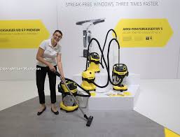 cleaning machine at karcher stand