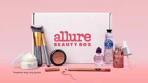 the november 2022 allure beauty box