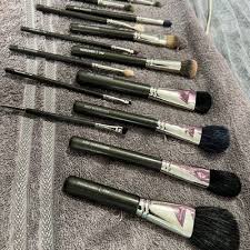 pac makeup brush freeup