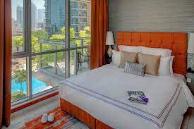 Burj Residences - Vibrant 4-Bedroom Apartment Downtown Dubai - DreamInn