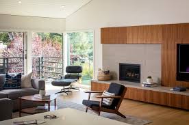 10 Midcentury Fireplaces That Are