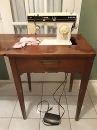 singer 3102 sewing machine 1970s with