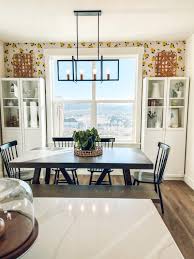 bold wallpaper for dining rooms