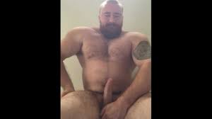 Muscle bear nude