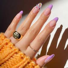 27 almond shaped nail art ideas to