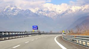 In some countries, such as italy, you can purchase a prepaid toll card (sometimes called a prepaid charge card, even though it can only be used to pay tolls).these cards are available in specific amounts. Motorway Toll Italy 2021 Prices Payment Options And Toll Roads