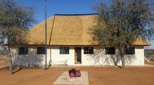Building Of New Thatch Roofs Lapa