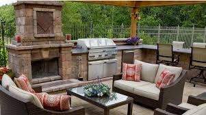 Creating Outdoor Kitchens Fit For