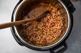 how to cook black e peas in electric