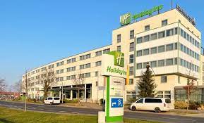This property is rated 4 stars. Holiday Inn Berlin Airport Conference Centre Ab 71 Hotels In Schonefeld Kayak