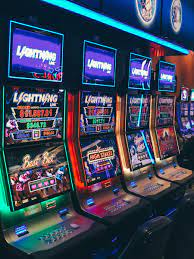 Horseshoe Lake Charles on Twitter: "The Lightning Link machines are  definitely one of the most popular slot machines here at the Isle! Which  Lightning Link game is your favorite? We want to