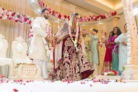 Capturing the Beauty of Hindu Wedding Ceremonies | Photos by Abhi