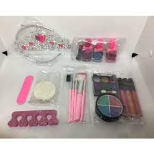 little make up kit with manicure