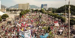 Manifestações contra e a favor do governo de jair bolsonaro. F Jix9os6wkvtm