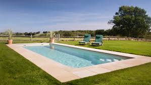 Small plunge pools tend to be easier to maintain than regular sized pools. Fiberglass Swimming Pools One Piece Paramount Pools
