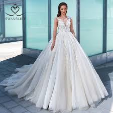 Appliques Lace Wedding Dress 2020 Swanskirt Luxury Princess