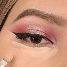 easy christmas makeup looks for 2023