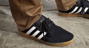 Made to withstand pressure and alleviate falls, our skate shoes are number one in skating footwear. Adidas Skateboarding