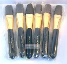 max factor 6 1 2 cosmetic brush for