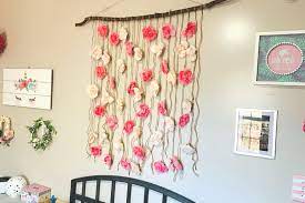 How To Make A Flower Wall Hanging For