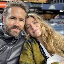I'm so sad to share this news. Blake Lively And Ryan Reynolds Enjoy A Yankee Game Date Night E Online Deutschland