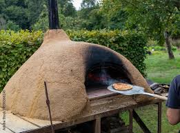 outdoor pizza oven for baking bread and