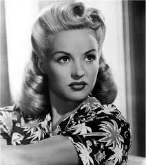 Keep the layers long and. 35 Vintage Victory Rolls From 1940 S Any Woman Can Copy