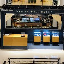 Their new outlet opened back in 14 february 2015 brings us a much surprises in their interior and food. Daniel Wellington Daniel Wellington Sunway Pyramid