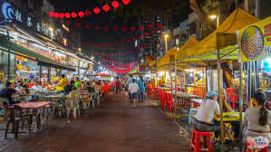 马来西亚变化最大的一条街曾经是红灯区现成最接地气的美食天堂_阿罗