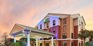 Book more than 90 days before your stay begins to get the best price for your new port richey accommodation. Hotels In Port Richey Fl Near Weeki Wachee Holiday Inn Express Suites Port Richey