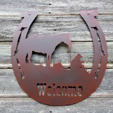 Metal Horseshoe Welcome Round Cut Out