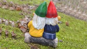 Cute Garden Gnome Couple Resin Statue