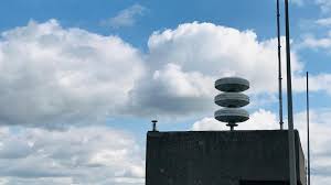 Air raid siren, civil defence siren (public siren system used for various warnings). Vandaag Geen Maandelijkse Test Van Het Luchtalarm 078 Nu