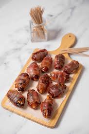 bacon wrapped dates recipe dátiles