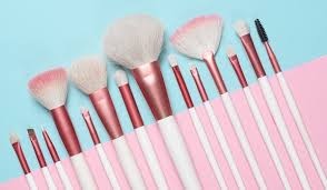 makeup brushes suitable for each