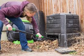 The 3 Best Compost Bins Of 2023