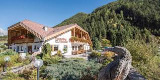 Anterselva/antholz ski resort guide, ski lift and resort information, trail maps and piste maps, current snow conditions, snow history and resort reviews for anterselva/antholz. Camping Camping Antholz South Tyrol Italy