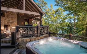 top 10 vacation als with hot tubs