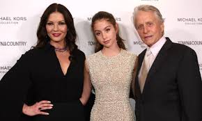 Born 25 september 1969) is a welsh actress. Catherine Zeta Jones Daughter Carys Opens Up About Special Childhood Memory With Famous Mum Hello