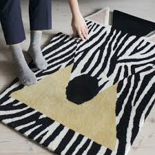 zebra carpet eo play
